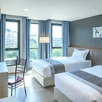 Iwish Hotel